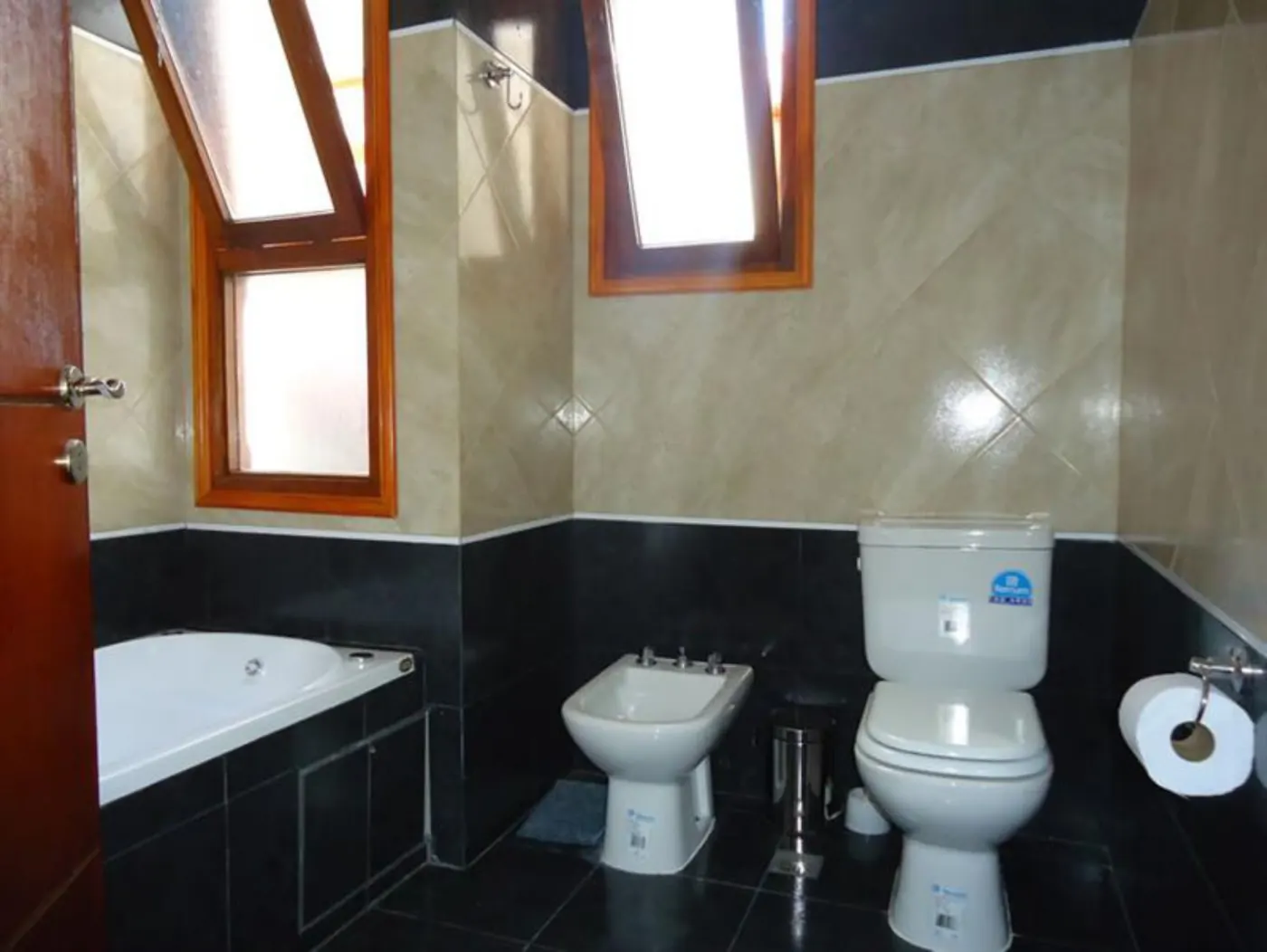 Complejo La 28 - baño con jacuzzi